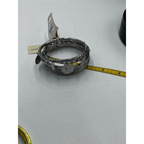 Erica Lyons Designer Silver Tone Coin Charm Bangle Set New - Picture 7 of 7